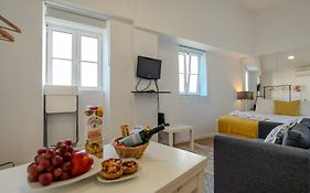 Studio Mouraria, Lisbon Center, Tram & Metro